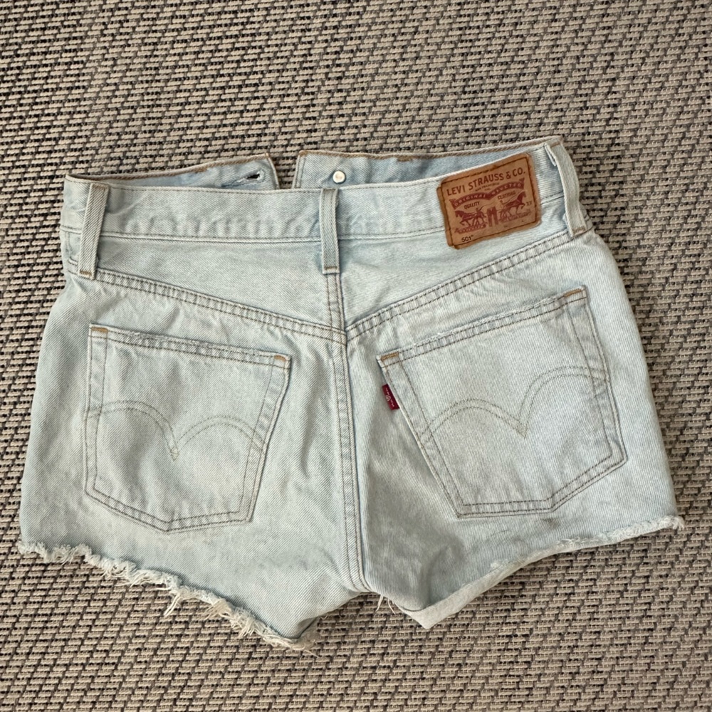 Levi’s Light Wash Jean Shorts